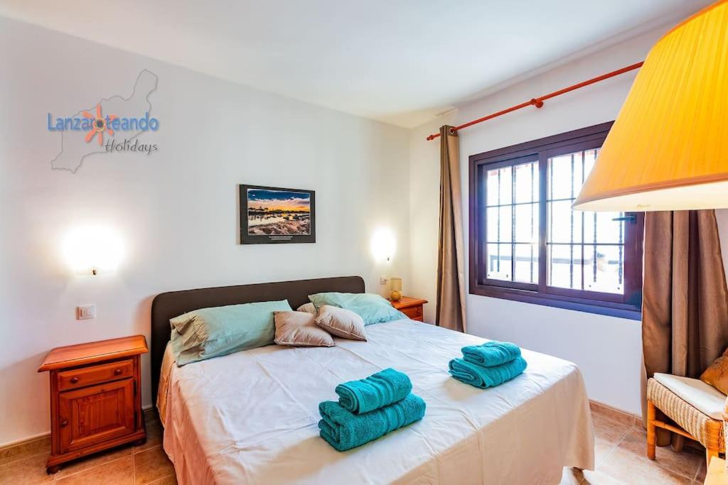 Casita El Faro En Playa Bastian Aircon In The Bedrooms Vv Costa Teguise Exteriör bild